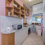 Blue Dolphin - Private Indoor Pool, Jacuzzi, Garden Appartement Split