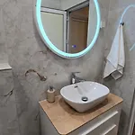 Appartement Blue Dolphin - Private Indoor Pool, Jacuzzi, Garden *